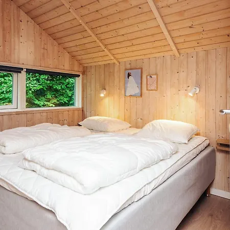 7 Person In Oksbol (Syddanmark)