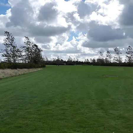 7 Person In בית נופש